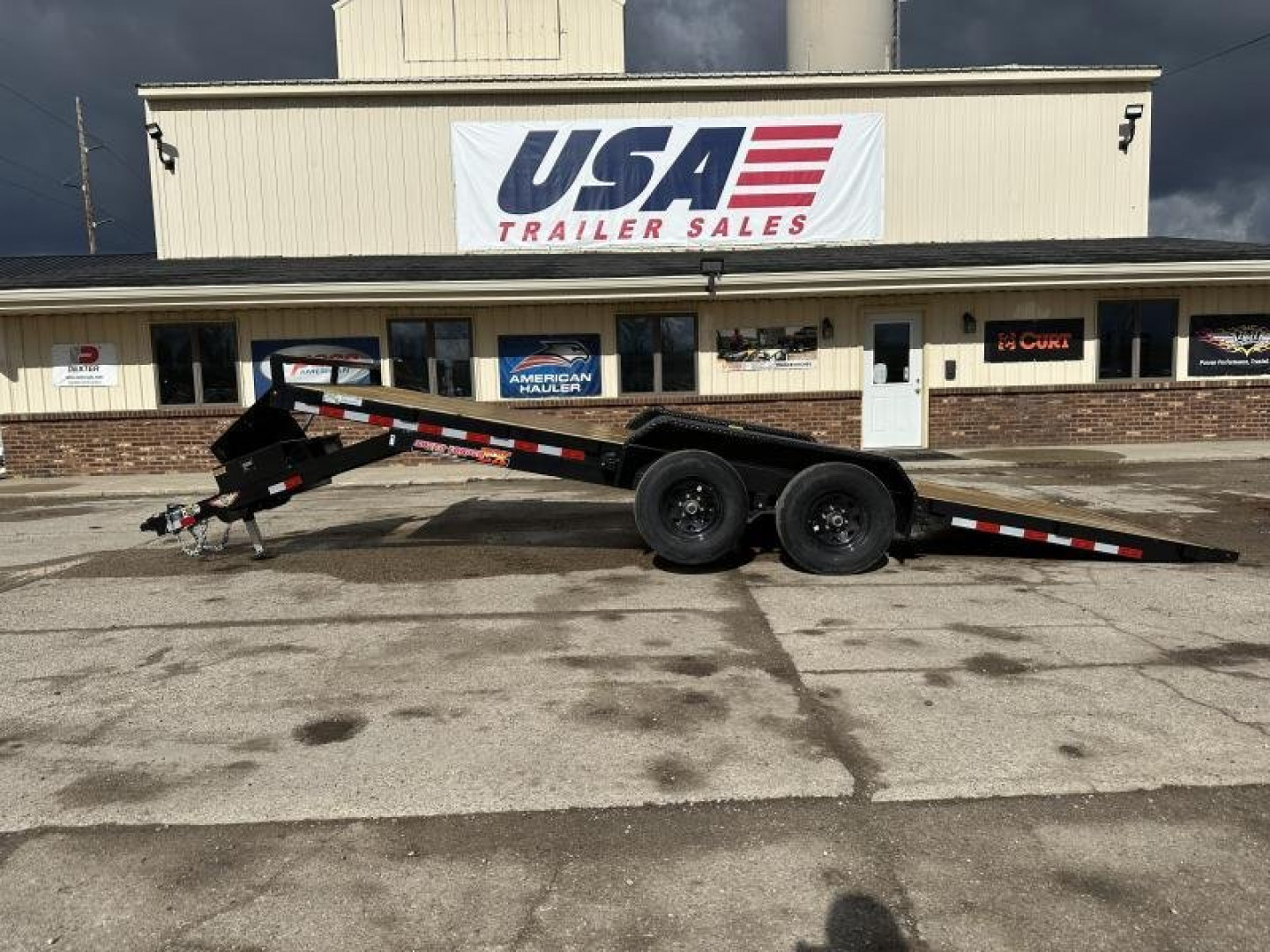 New 2023 H&H TRAILERS 82"x20' 7k Speedloader Tilt Trailer "Aged Inventory"