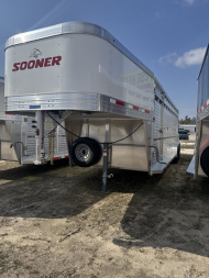 New 2025 Sooner Livestock Trailer