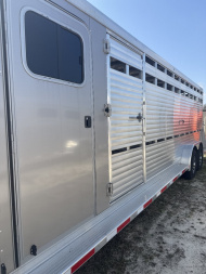 New Sooner Horse Trailer