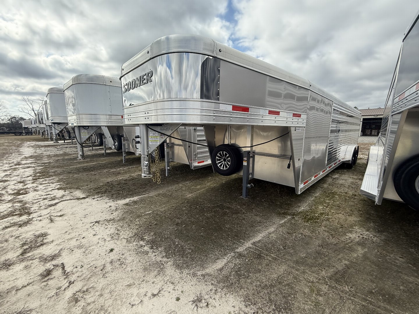 New 2024 Sooner Select 7026