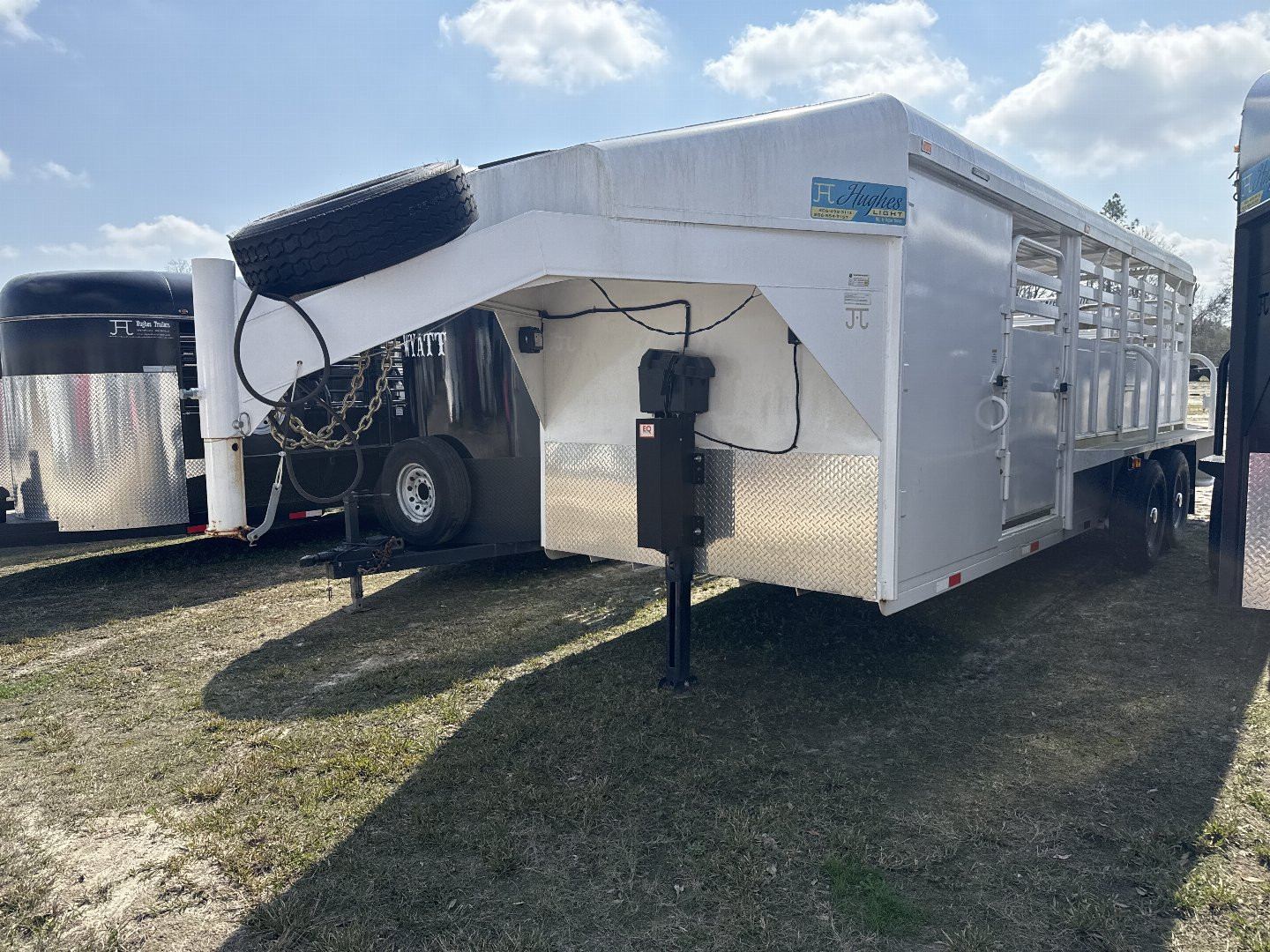 New 2022 HUGHES LIGHT TRAILER