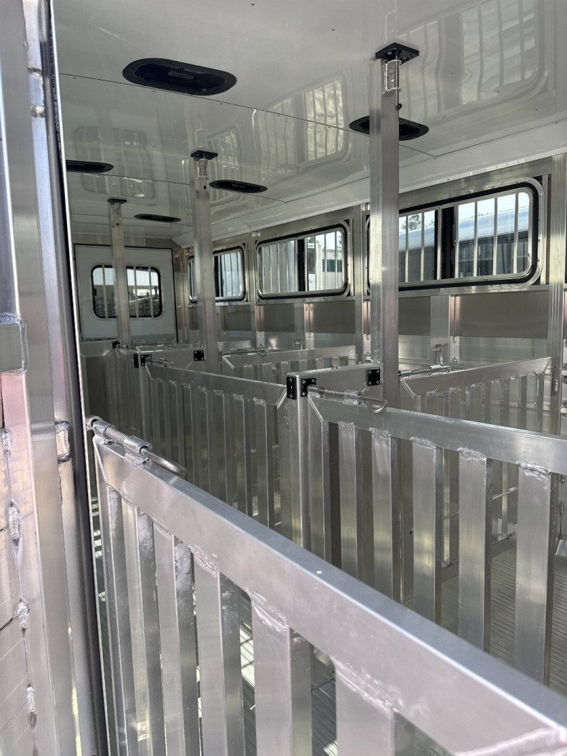 New 2024 Exiss Exhibitor 720W Low Profile