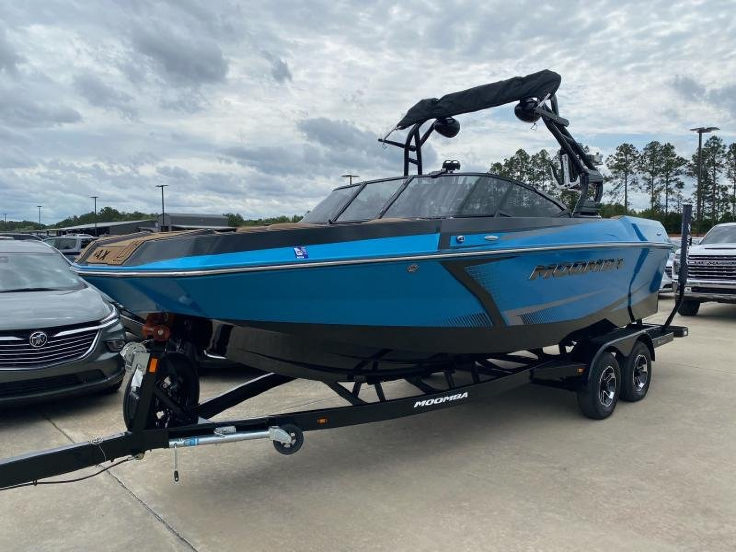 Used 2023 MOOMBA MAX High Performance Boat