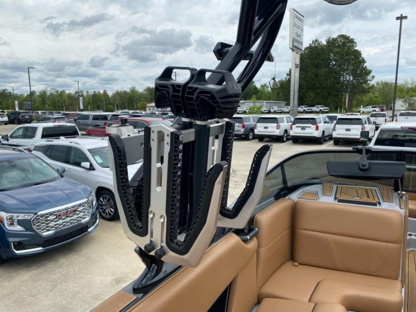 Used 2023 MOOMBA MAX High Performance Boat