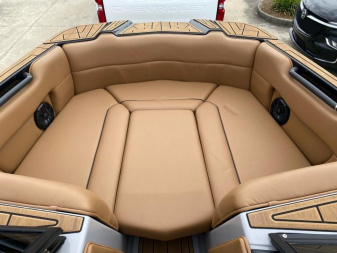 Used 2023 MOOMBA MAX High Performance Boat