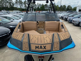 Used 2023 MOOMBA MAX High Performance Boat