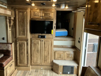 New 2023 Sooner Premier LQ with Outlaw conversion package