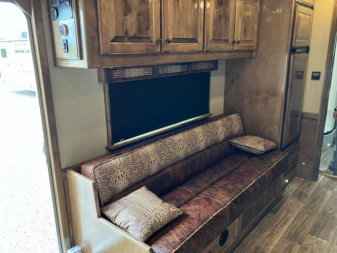 New 2023 Sooner Premier LQ with Outlaw conversion package