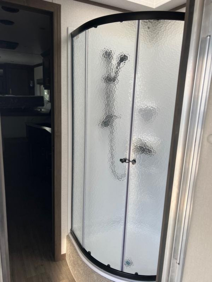 New EXISS 8032 Living Quarters