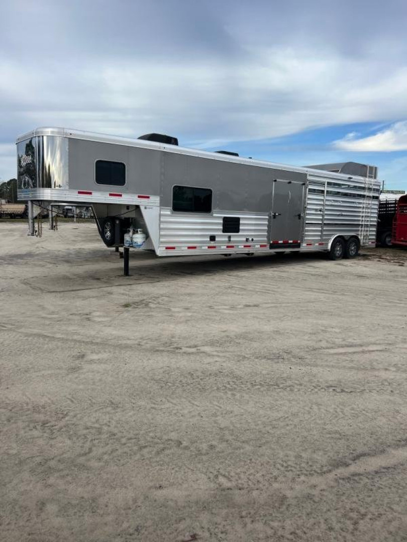 New EXISS 8032 Living Quarters