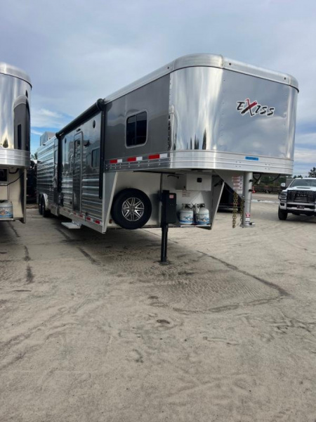 New EXISS 8032 Living Quarters