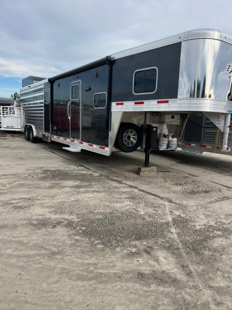 New 2023 Exiss Trailers EXISS LQ HORSE TRAILER Stock / Stock Combo Trailer