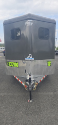 New 2026 Valley Trailers 18' 3-Horse Slant BP w/ Tack Thoroughbred