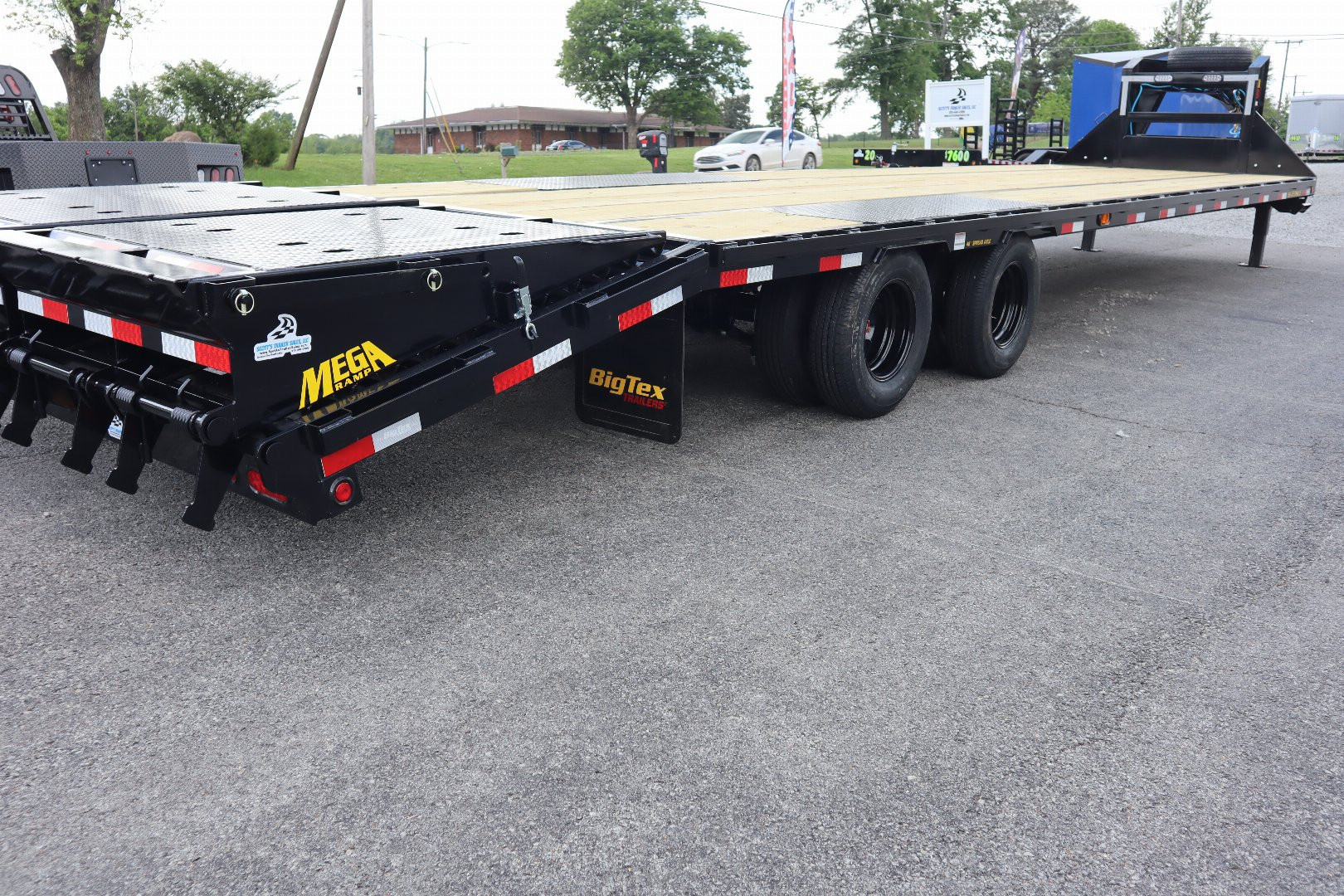 New 2026 Big Tex Trailers 22GN 30+5 Flatbed Trailer
