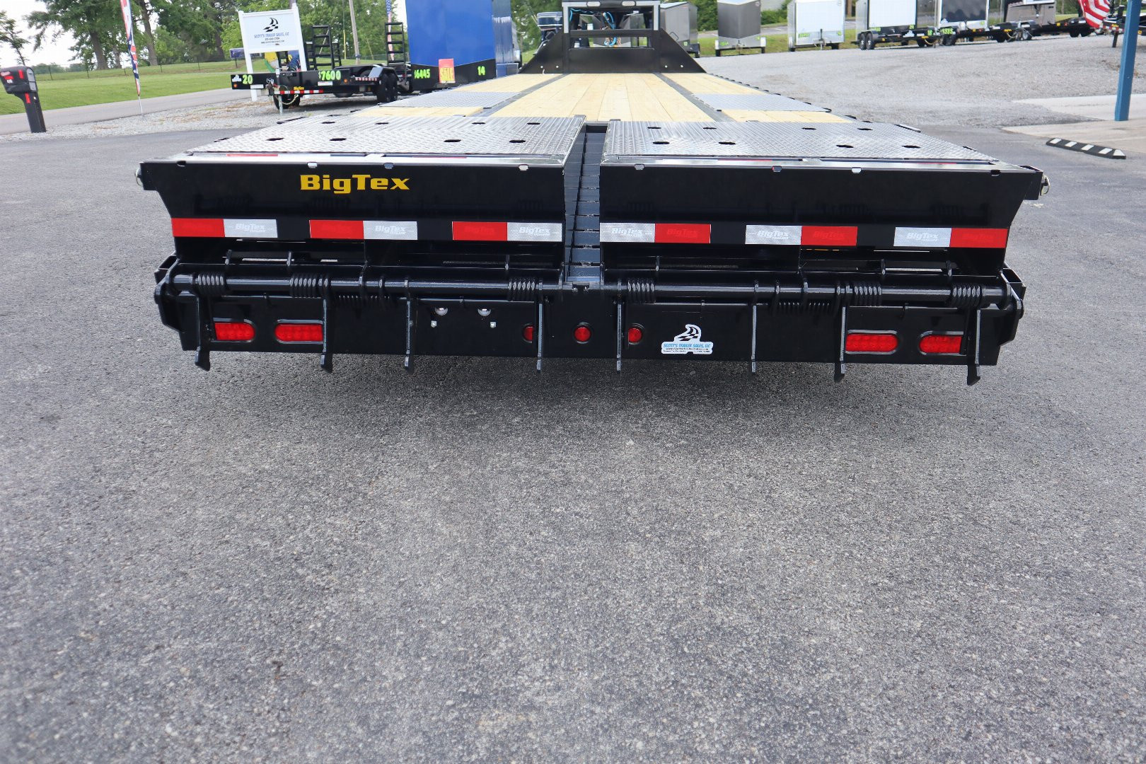 New 2026 Big Tex Trailers 22GN 30+5 Flatbed Trailer