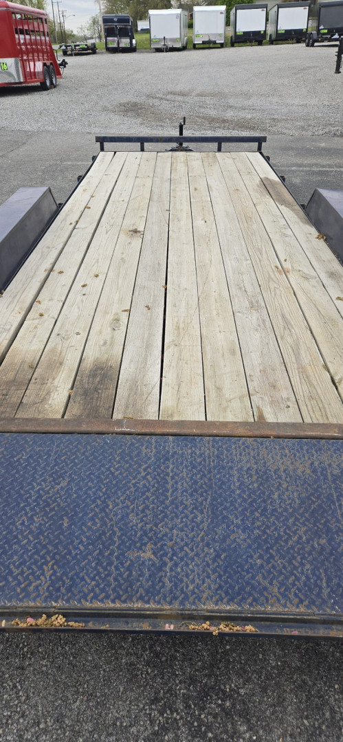 Used USED 2022 Load N Go Trailers 20' Flatbed Car Hauler