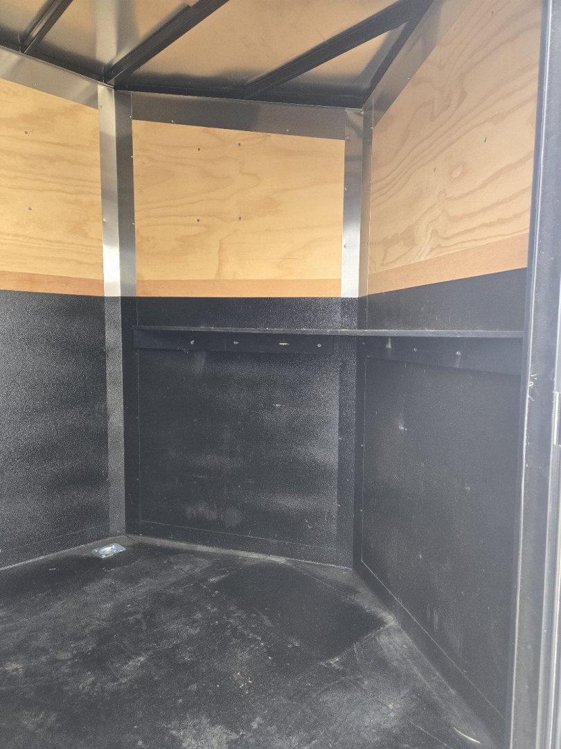 Used 2024 United Trailers UJ-716TA35-8.5 Cargo / Enclosed Trailer