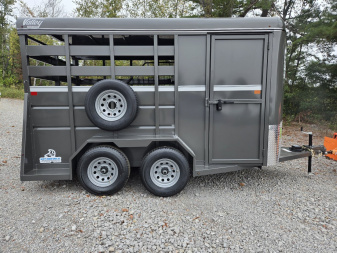 New 2025 VALLEY TRAILERS 2 Horse Economy Slant 14' x 6'8" x 7' (2800) Stock / Stock Combo Trailer