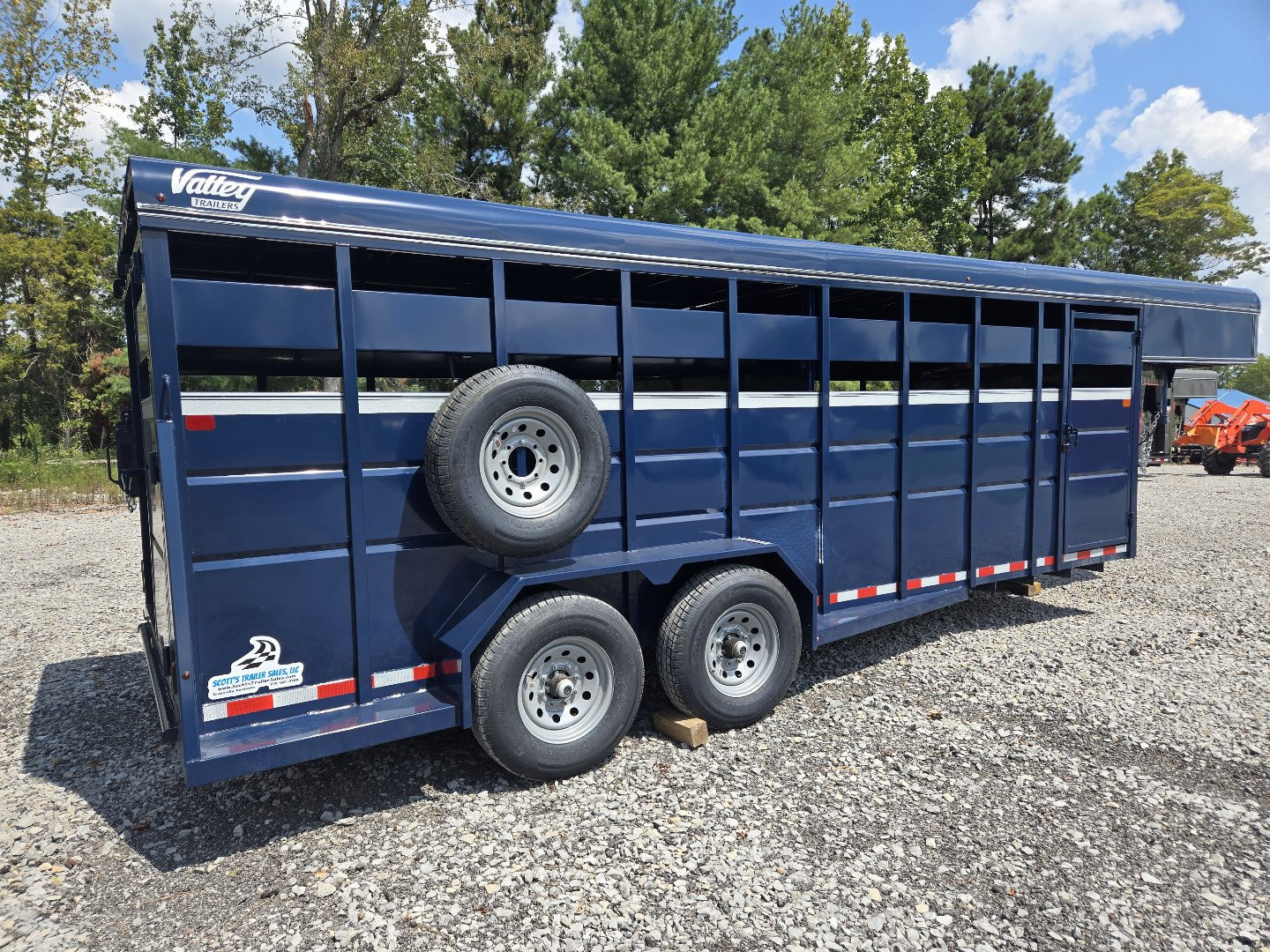 New 2025 VALLEY TRAILERS 20' x 6'8" x 6’6" Stock (76820) Stock / Stock Combo Trailer