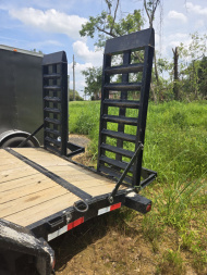 Used USED 2022 Load Trail 7X18 Car Hauler Car Hauler