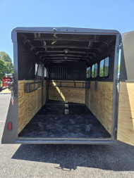 New 2025 Valley Trailers 6'8"x18'x7' Thoroughbred 3 Horse Slant w/ Tack (3820)