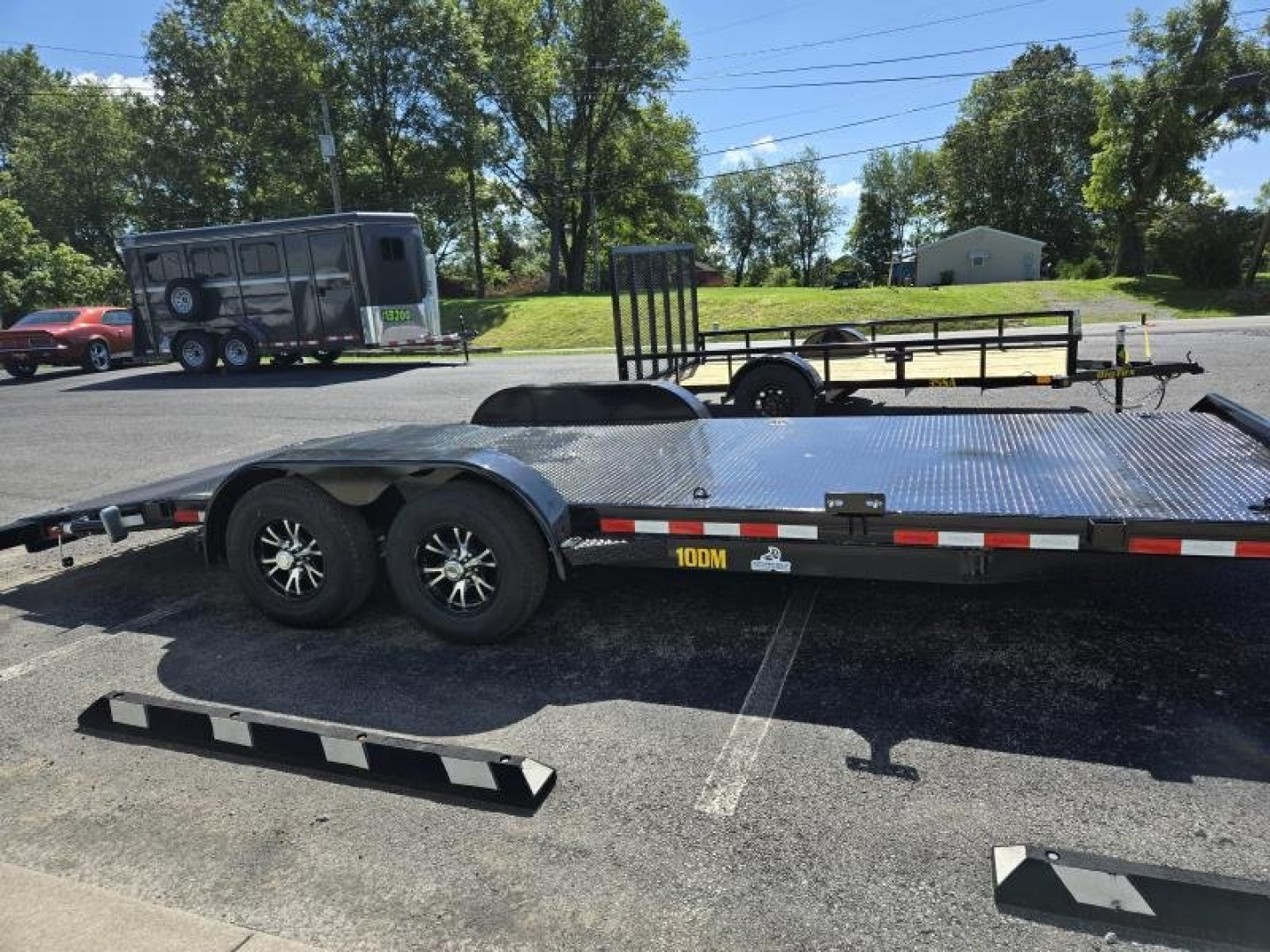 New 2025 Big Tex Trailers 10DM 20' Trailer