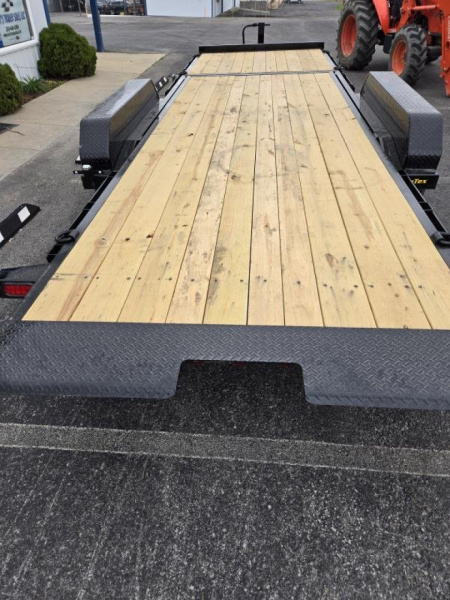 New 2024 Big Tex Trailers 16TL-22  Tilt Trailer