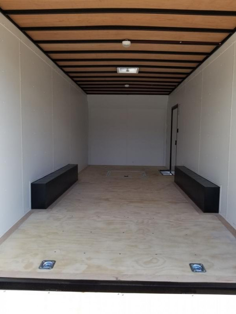 New 2024 United Trailers 8.5X20 Classic Enclosed Trailer