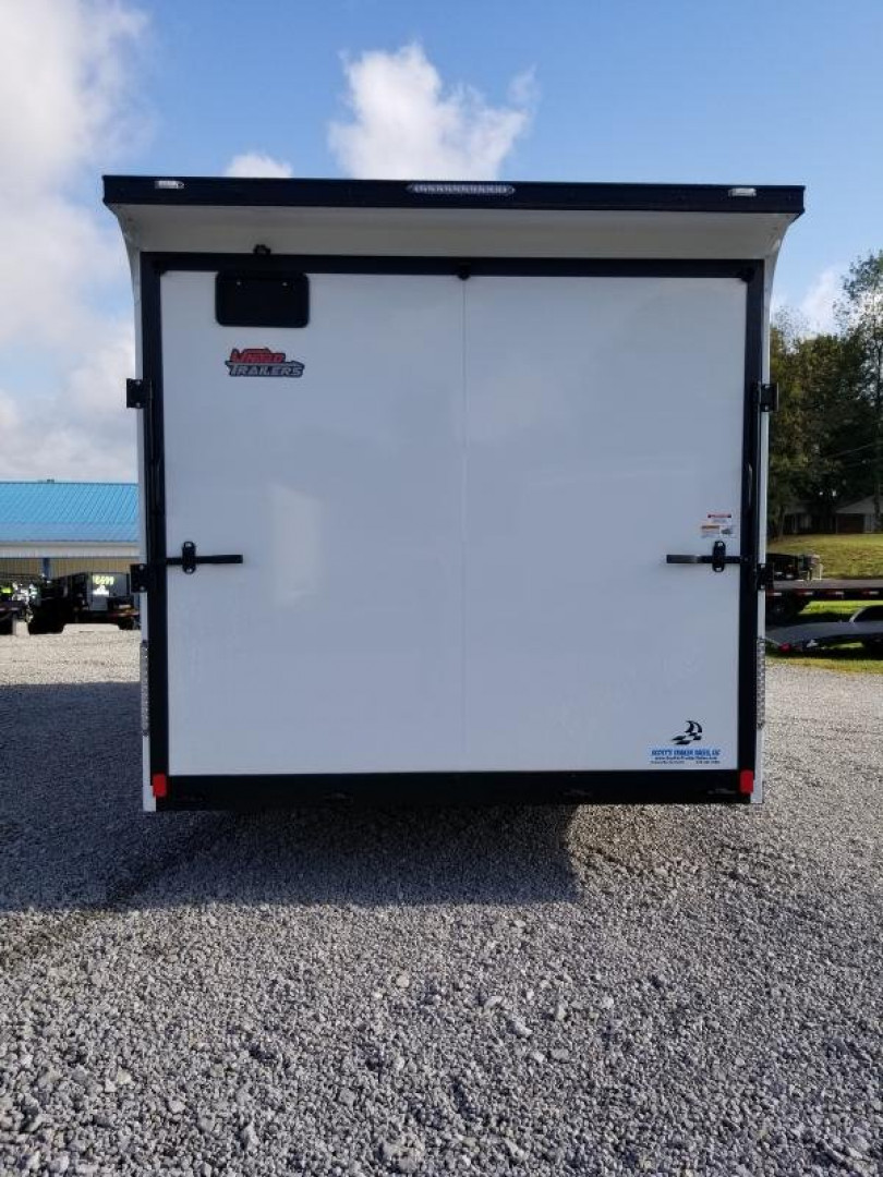 New 2024 United Trailers 8.5X20 Classic Enclosed Trailer
