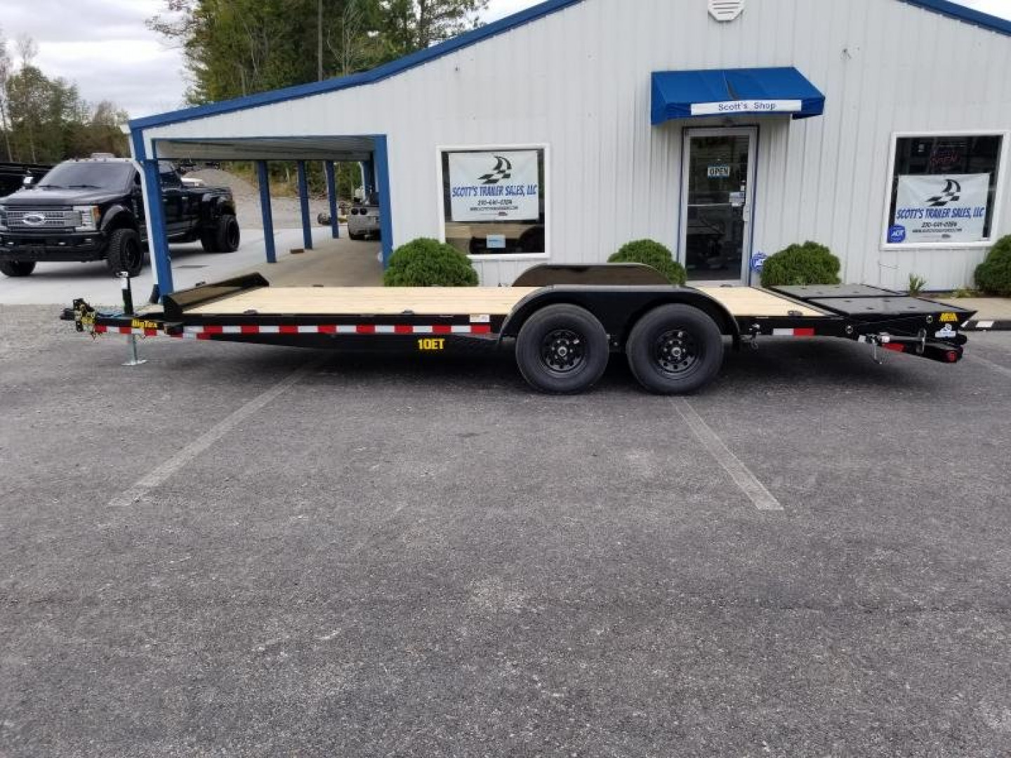 New 2024 Big Tex Trailers 10ET 20' Equipment Trailer w/ Mega Ramps