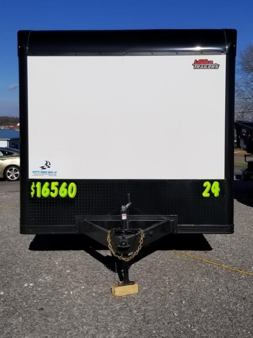 New 2024 United Trailers 24' Classic Cargo / Enclosed Trailer