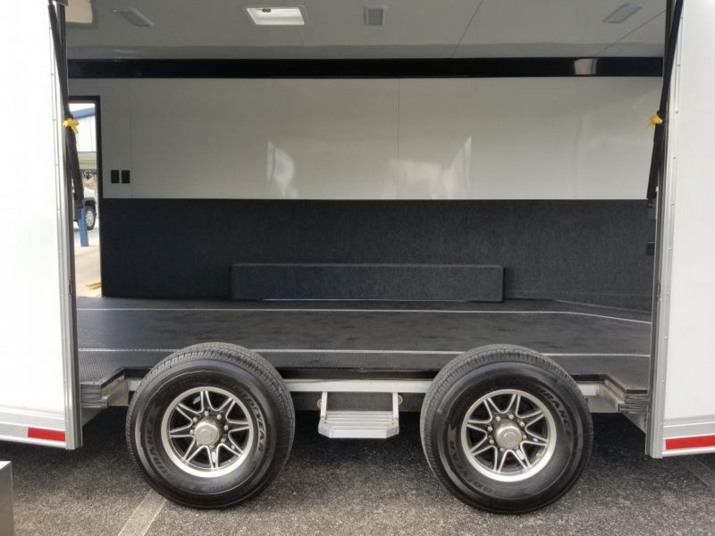 New 2024 United Trailers Aluminum 24' Car / Racing Trailer