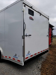 New 2023 United Trailers 8.5X20 Enclosed Trailer