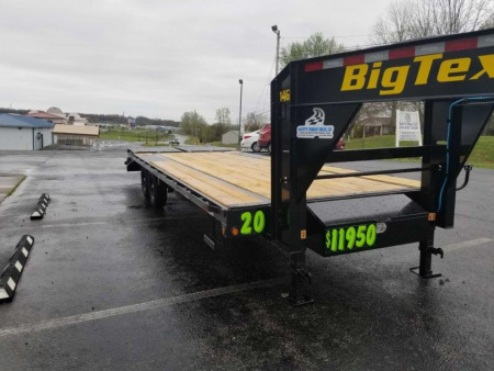 New 2024 Big Tex Trailers 20' Flatbed Gooseneck Trailer w/ 5' Mega Ramps