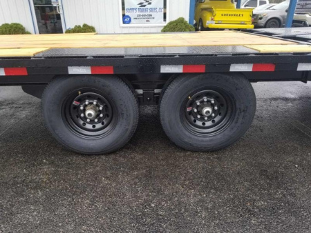 New 2024 Big Tex Trailers 20' Flatbed Gooseneck Trailer w/ 5' Mega Ramps