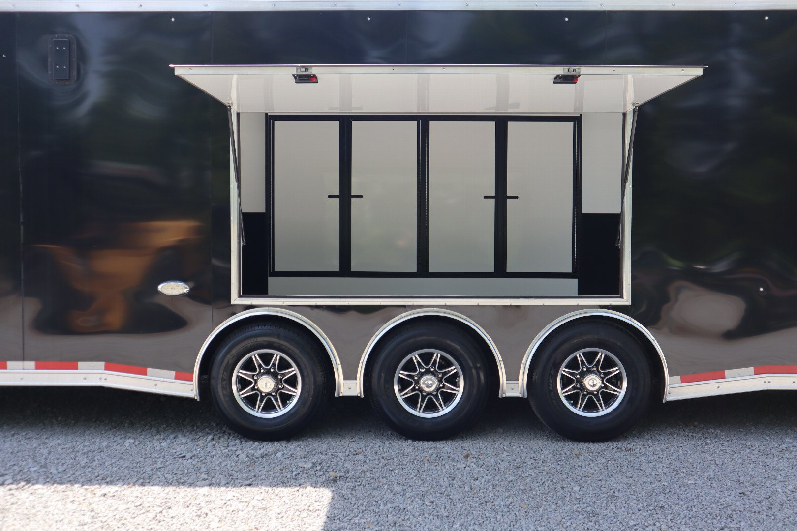 New 2023 United Trailers 36' Gooseneck Enclosed Car / Racing Trailer