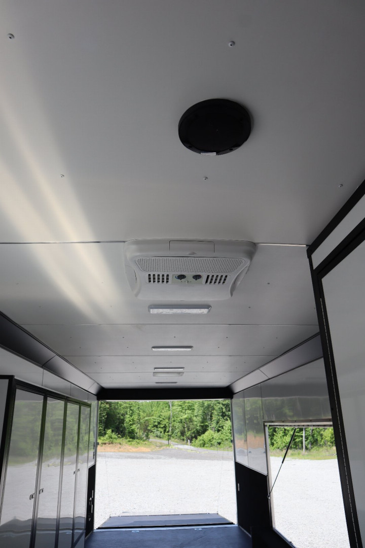 New 2023 United Trailers 36' Gooseneck Enclosed Car / Racing Trailer