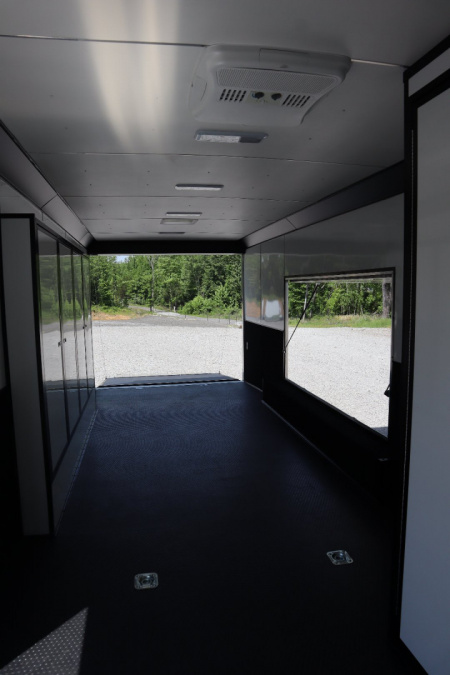 New 2023 United Trailers 36' Gooseneck Enclosed Car / Racing Trailer