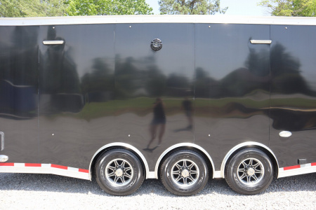 New 2023 United Trailers 36' Gooseneck Enclosed Car / Racing Trailer