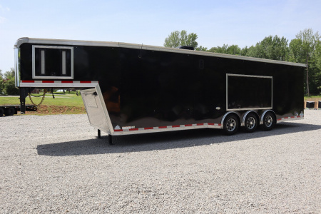 New 2023 United Trailers 36' Gooseneck Enclosed Car / Racing Trailer