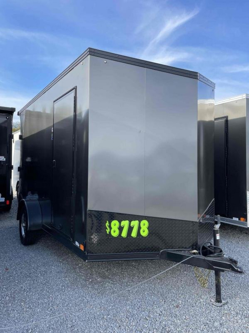 New 2022 United Enclosed Trailer 7x12