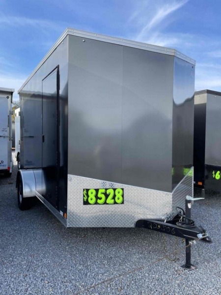 New 2022 United Enclosed Trailer 7x12