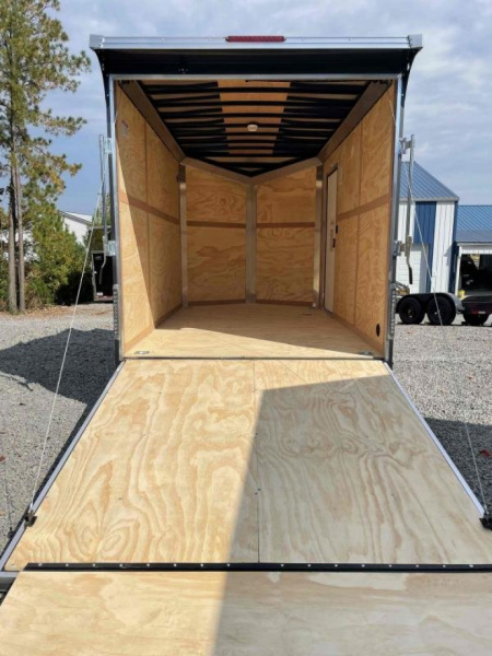 New 2022 United Enclosed Trailer 7x12