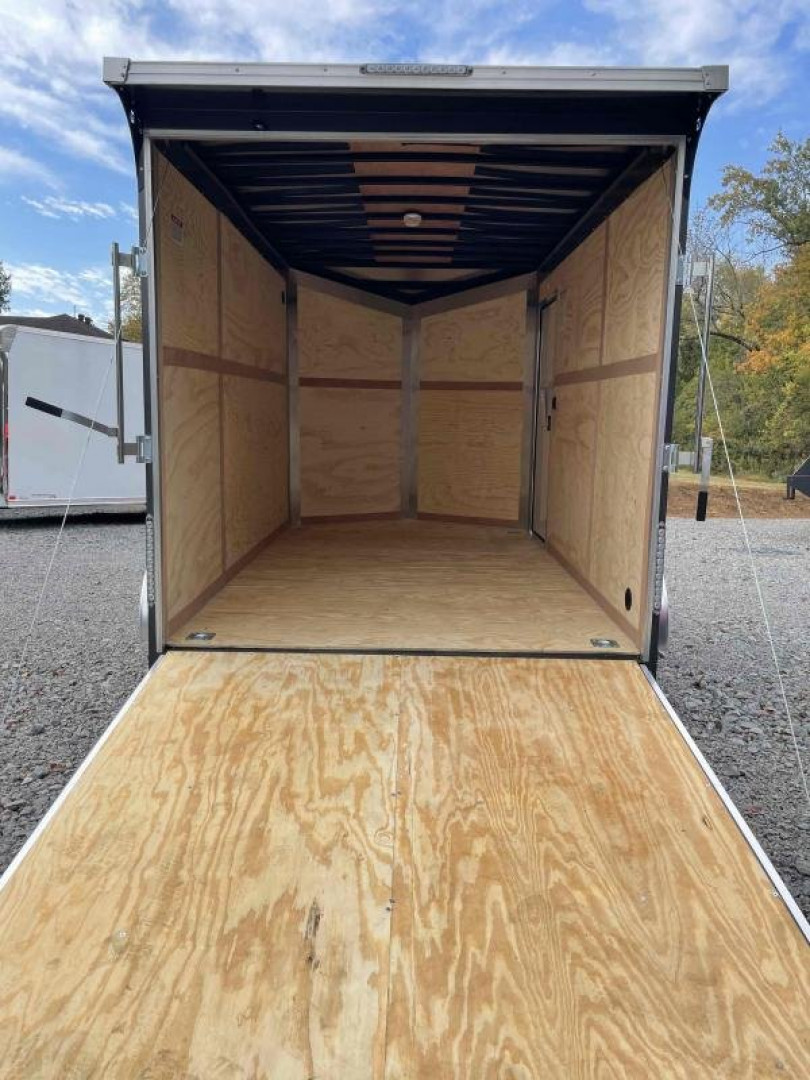 New 2023 United Enclosed Trailer 7x12