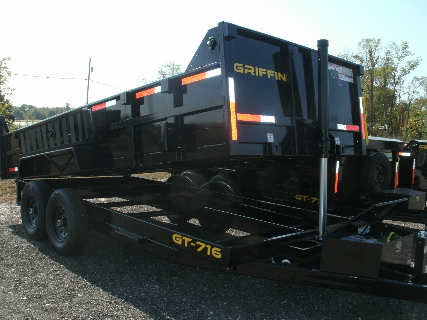 New 2025 GRIFFIN TRAILERS 82 x 16 Dump Trailer