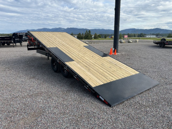 New 2026 PJ 22' Deckover Tilt Trailer (14k)