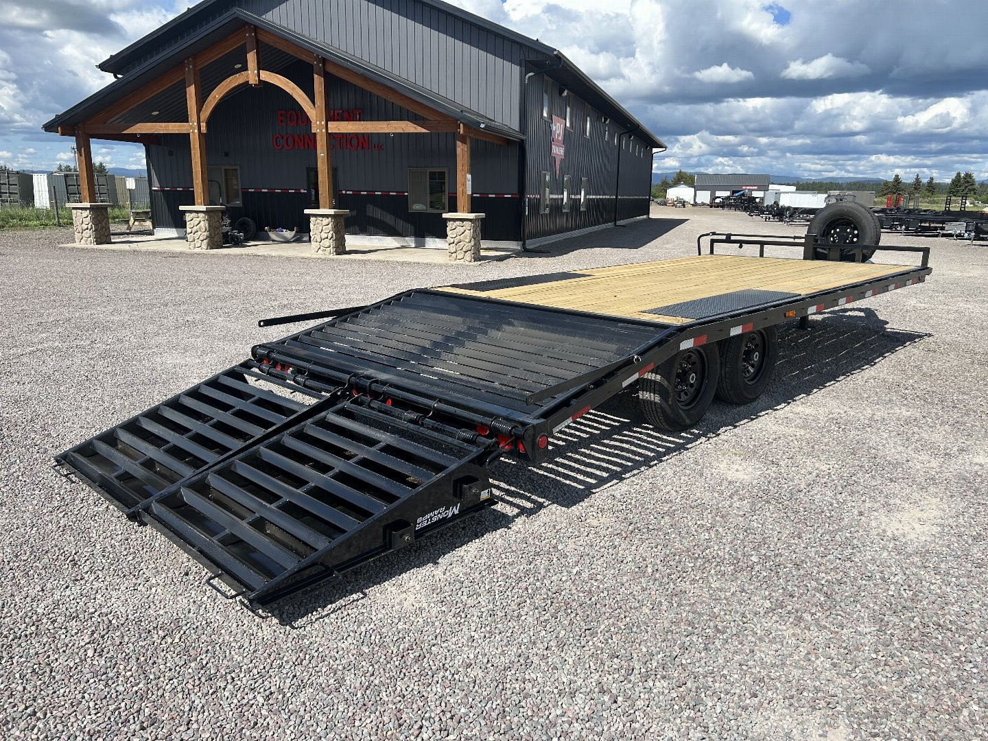 New 2026 PJ 20' Deckover Trailer (14k)