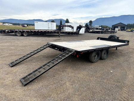 New 2024 Diamond C Trailers Deckover Trailer
