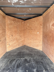 Used 2006 LoneStar Trailer Mfg 4x6 V nose Cargo / Enclosed Trailer
