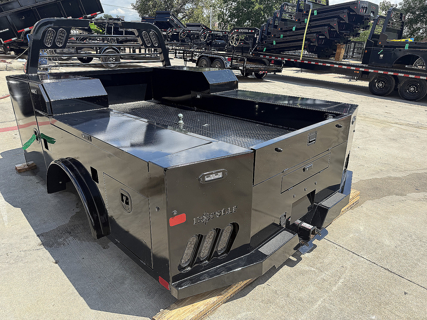 New 2026 NORSTAR SD Bed 90"x112" Truck Bed